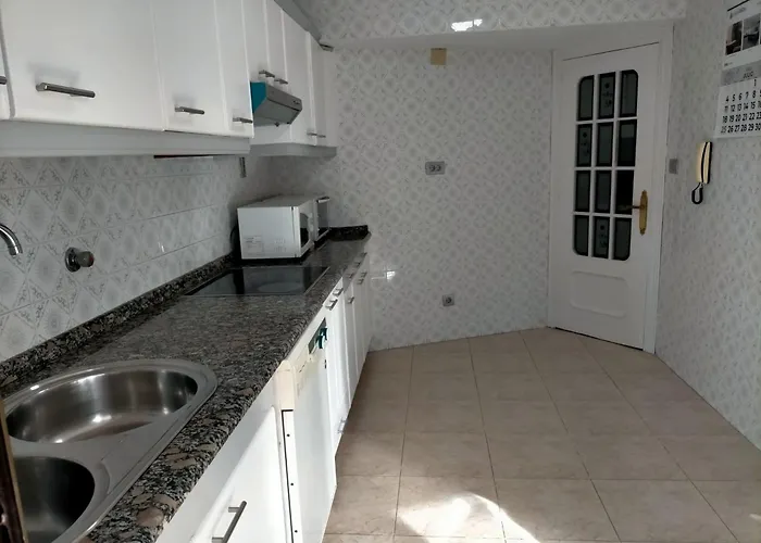 Grande Con Posibilidad De Garage Con 2 Banos Y 2 Terrazas * Bilbao