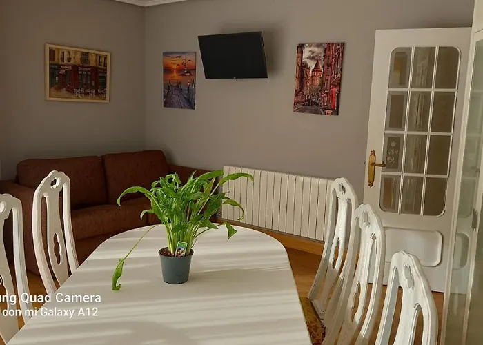 Apart Con Posibilidad Garaje Con 3 Dormitorios Y 2 Banos Para 5 Personas