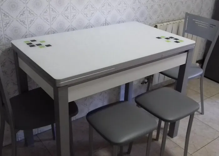 Apart Con Posibilidad Garaje Con 3 Dormitorios Y 2 Banos Para 5 Personas 公寓